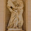 Foto: Statua del Chiostro dei Benefattori  - I Chiostri  (Cassino) - 26