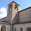 Foto: Particolare del Chiostro con Torre Campanaria - Convento Montesanto (Todi) - 19