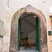 Foto: Porta con Arco - Centro Storico Marina della Lobra (Massa Lubrense) - 0